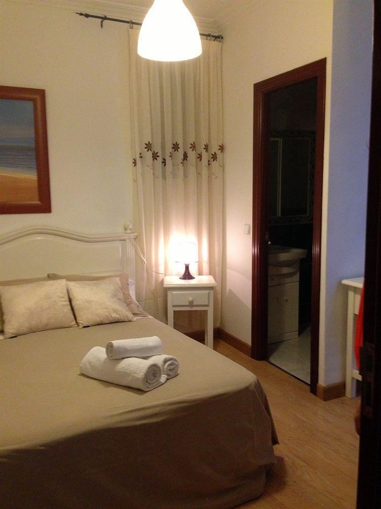 Hostal La Estrella Madrid Buitenkant foto