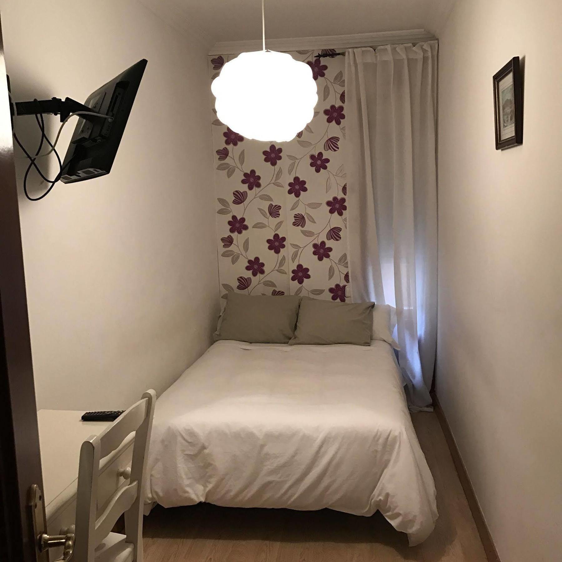 Hostal La Estrella Madrid Buitenkant foto