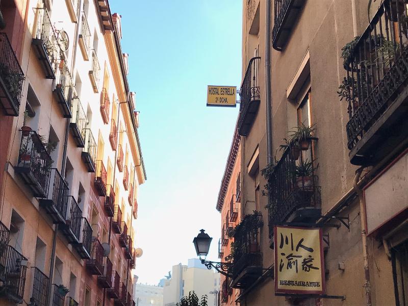 Hostal La Estrella Madrid Buitenkant foto