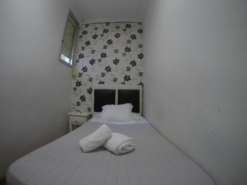 Hostal La Estrella Madrid Buitenkant foto