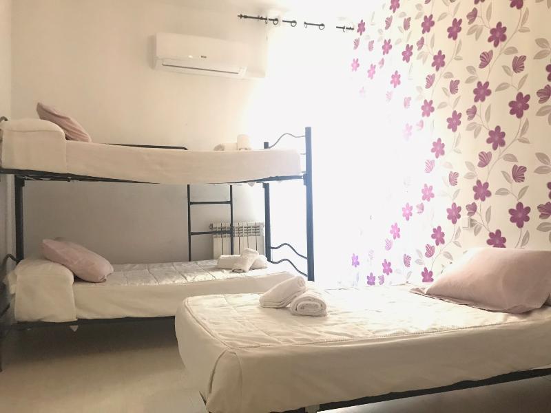 Hostal La Estrella Madrid Buitenkant foto