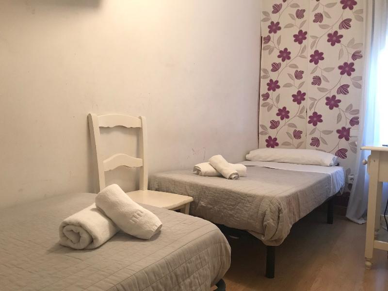 Hostal La Estrella Madrid Buitenkant foto