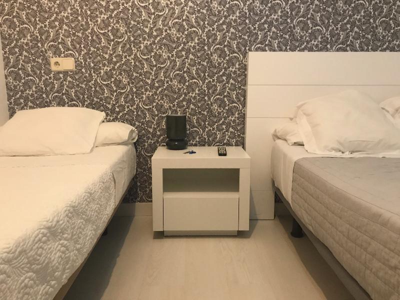 Hostal La Estrella Madrid Buitenkant foto