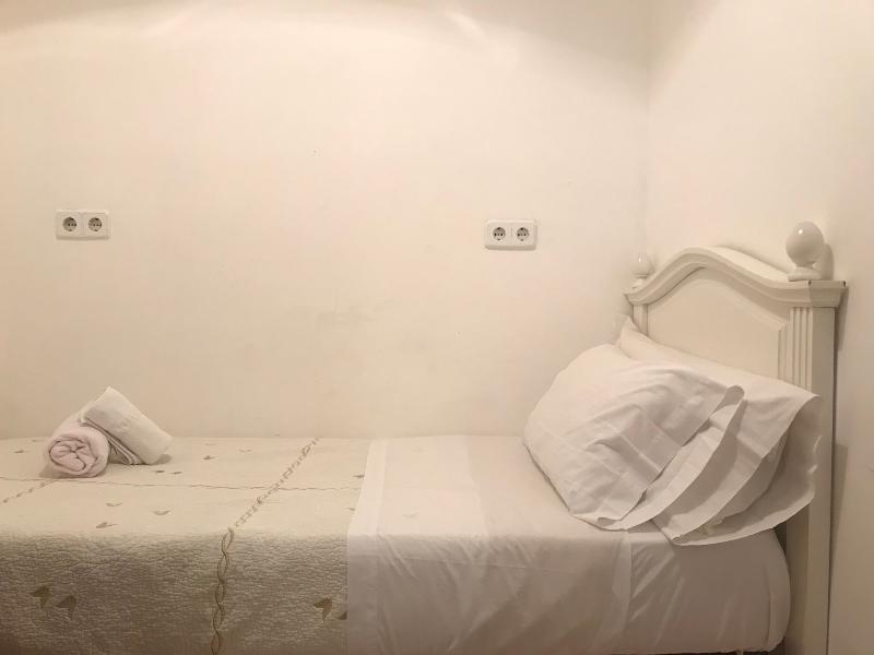 Hostal La Estrella Madrid Buitenkant foto